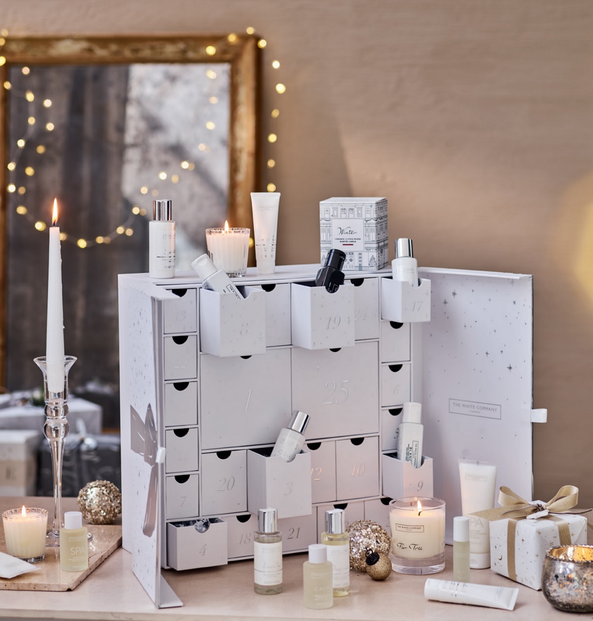 The White Agency Introduction Calendar 2022